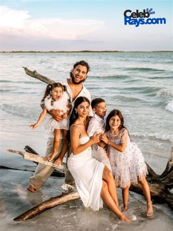 Bramty Juliette - Age, Family, Bio