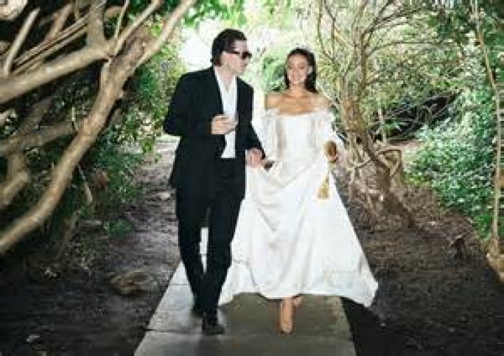 Brooklyn Beckham has no idea what he’s doing on his Meta/IG cooking show