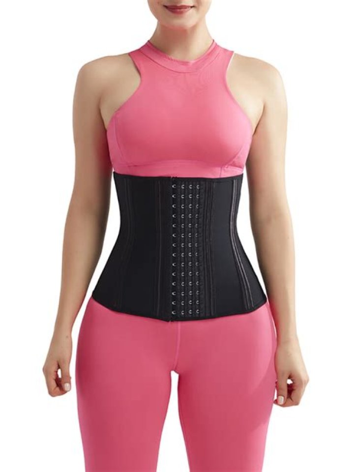 Can you wear waist trainer over clothes?