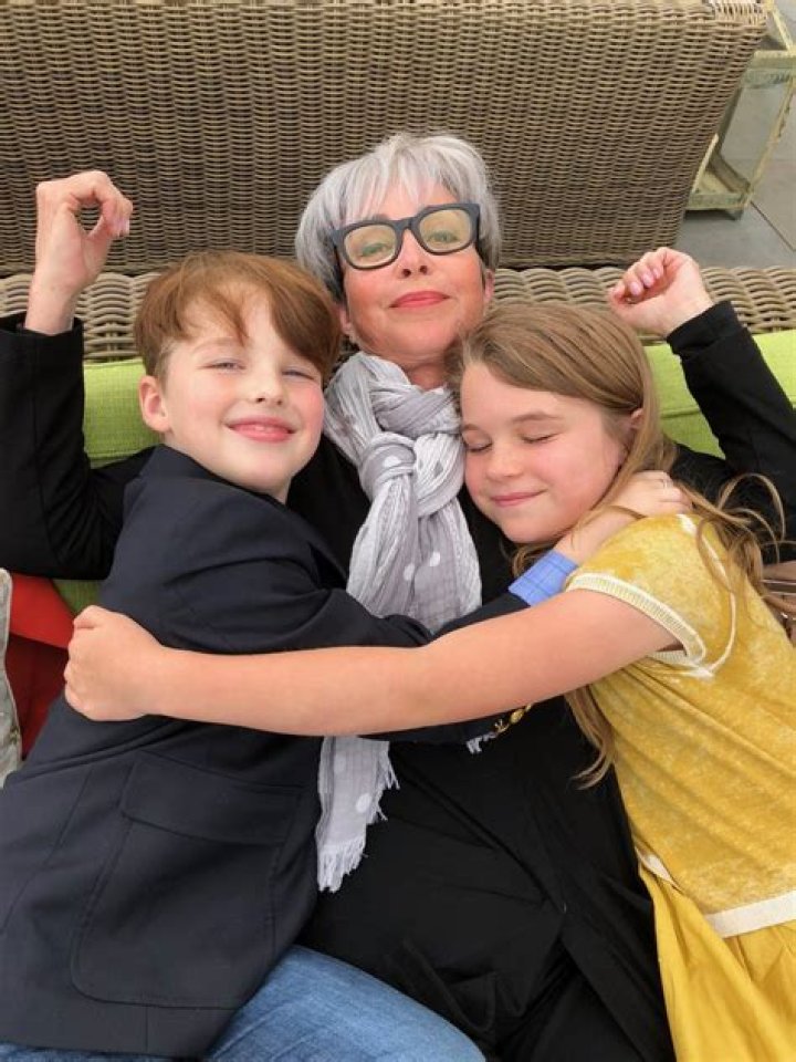 Clover Potts - Age, Family, Bio