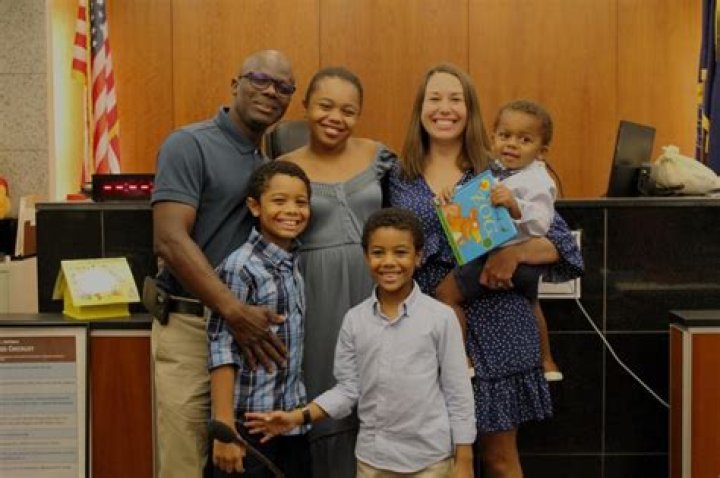 Coryanne Ettiene - Age, Family, Bio