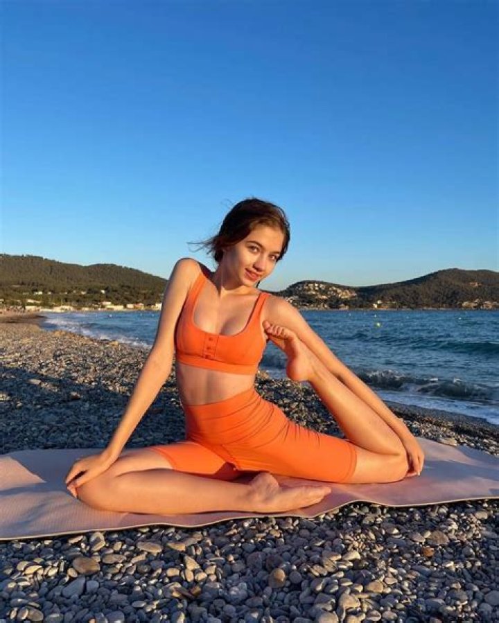 Dana Taranova - Age, Family, Bio