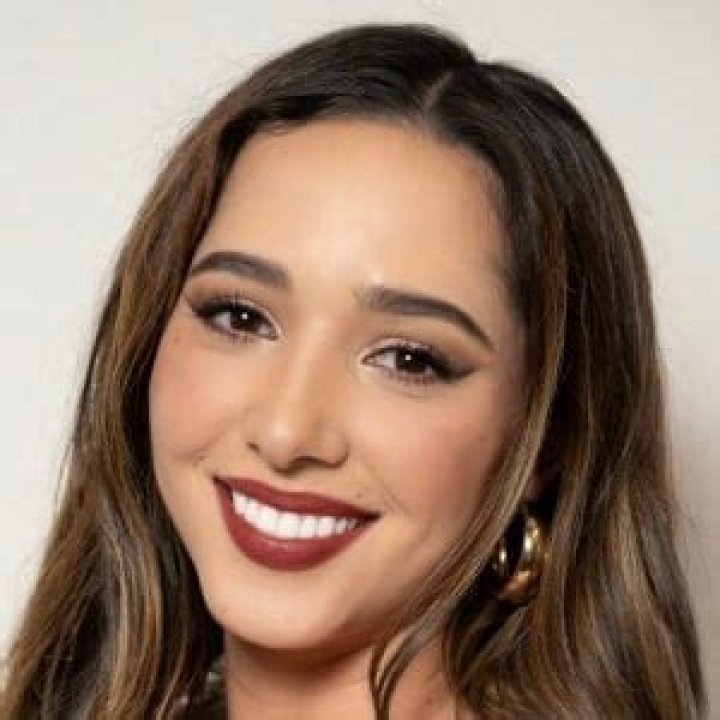 Daniela Chaverry - Age, Family, Bio