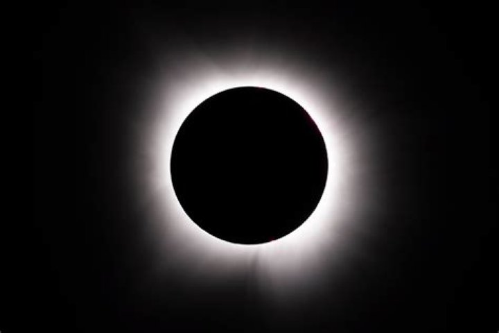 Does it get dark during a solar eclipse?