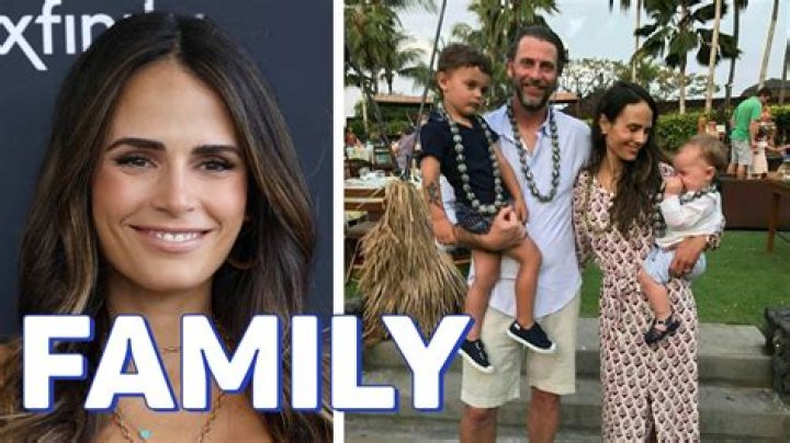 Jordana Brewster - Age, Family, Bio