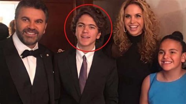 Manuel Mijares - Age, Family, Bio