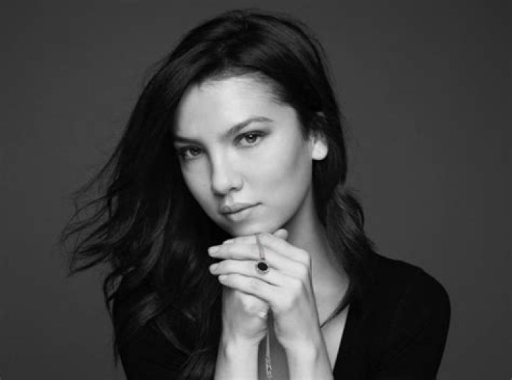 Maya Henry Bio (Wiki) 