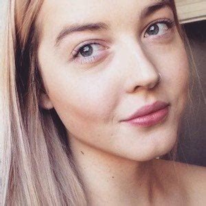 Maya Henry (YouTube Star) - Age, Family, Bio