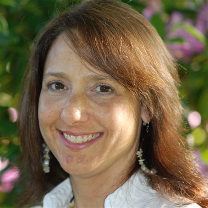 Nadine Lewington Bio (Wiki) 