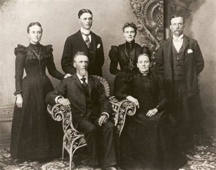 Neil Olstad - Age, Family, Bio