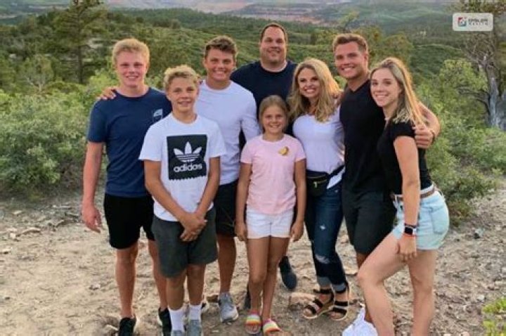 Nicky Gile - Age, Family, Bio