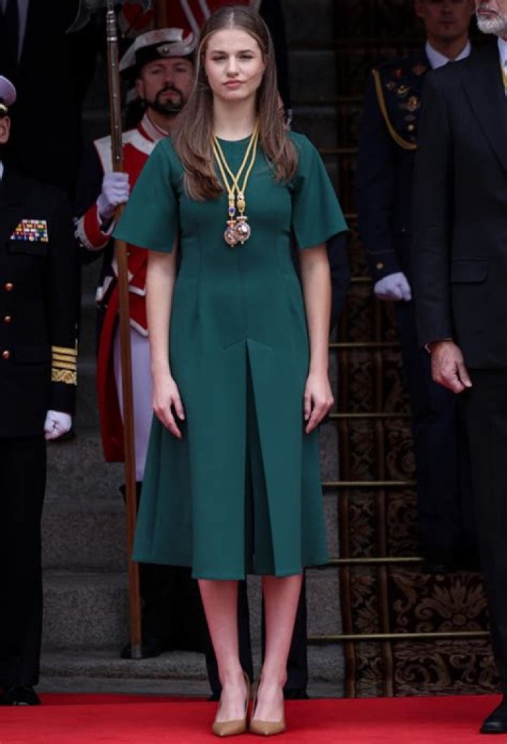 Princesa Leonor Height, Weight, Net Worth, Age, Birthday, Wikipedia, Who, Instagram, Biography