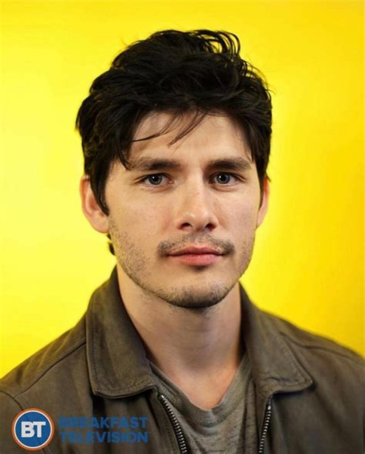 Ricardo Hoyos Bio (Wiki) 