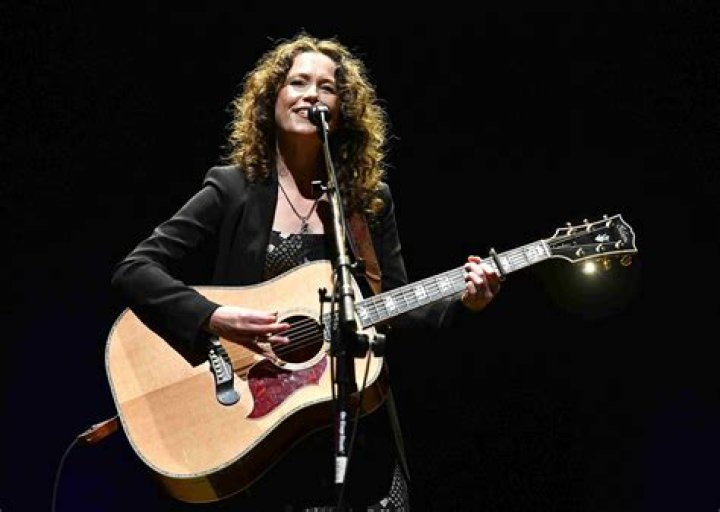 Sarah Lee Guthrie Bio (Wiki) 
